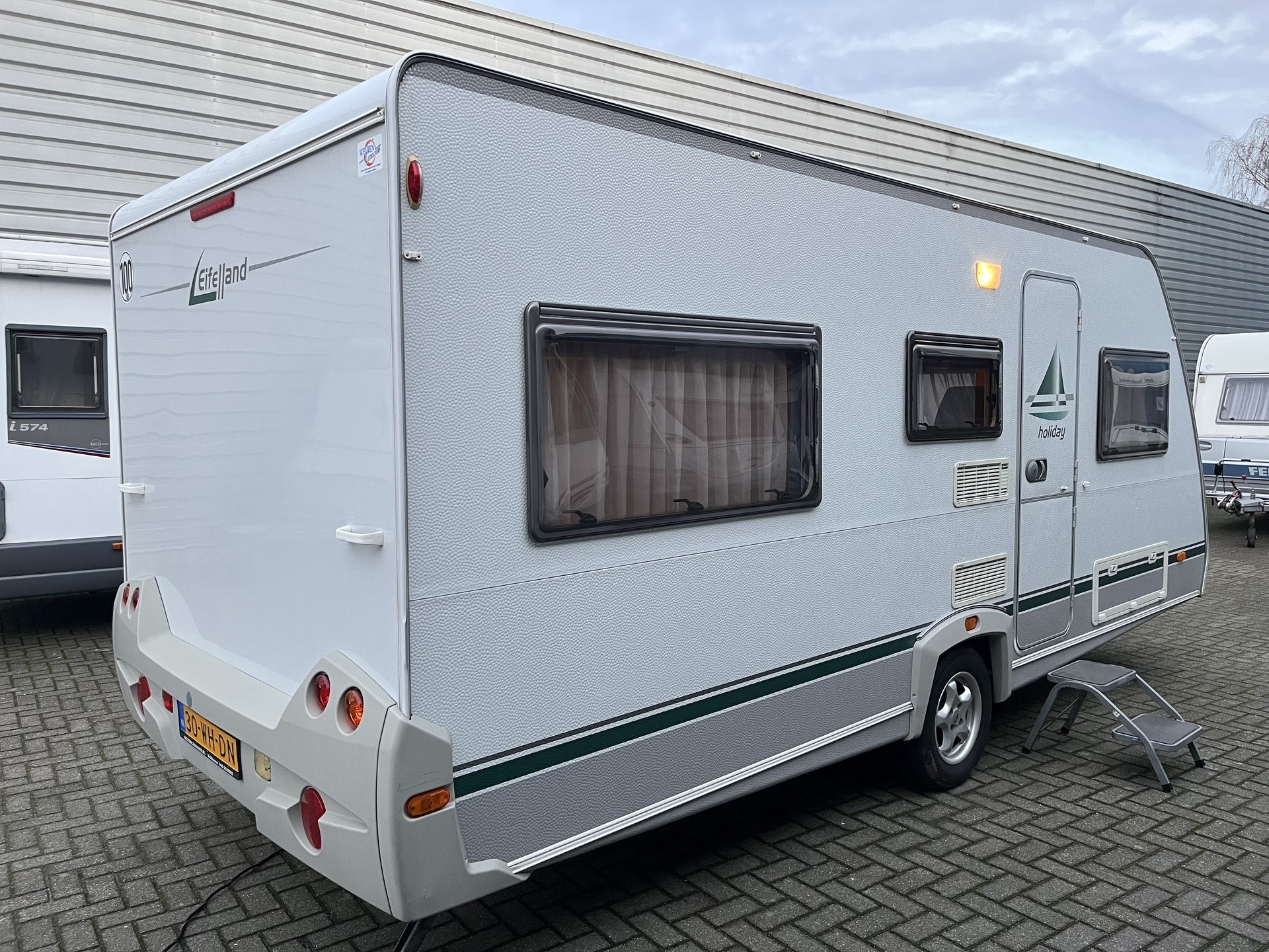 Foto 4 van 15
