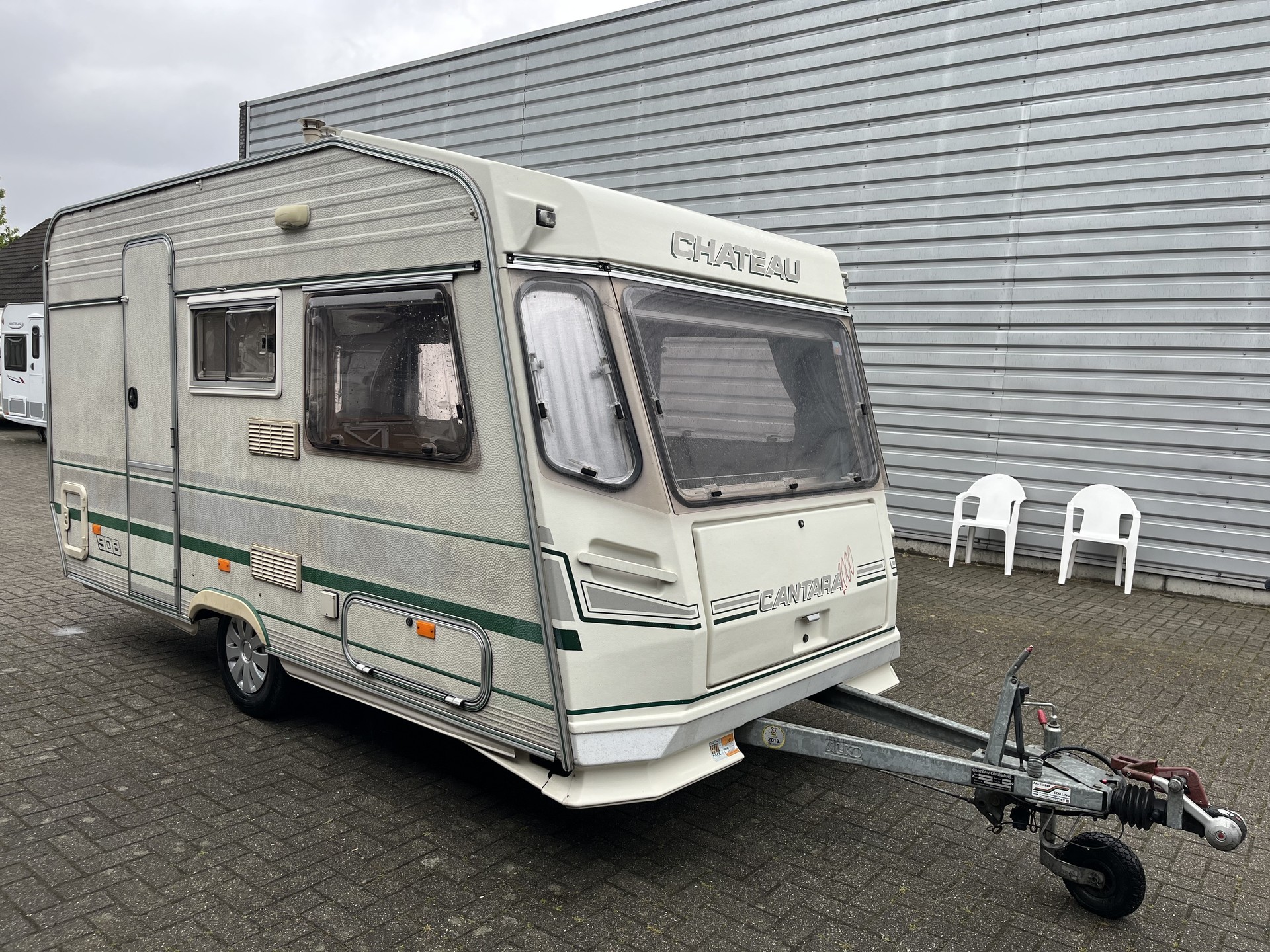 Foto 1 van 13