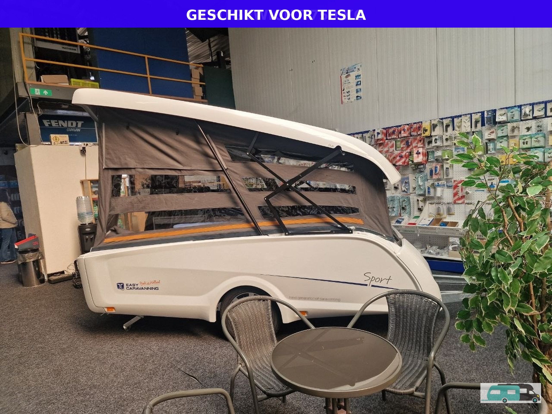 Foto 2 van 8
