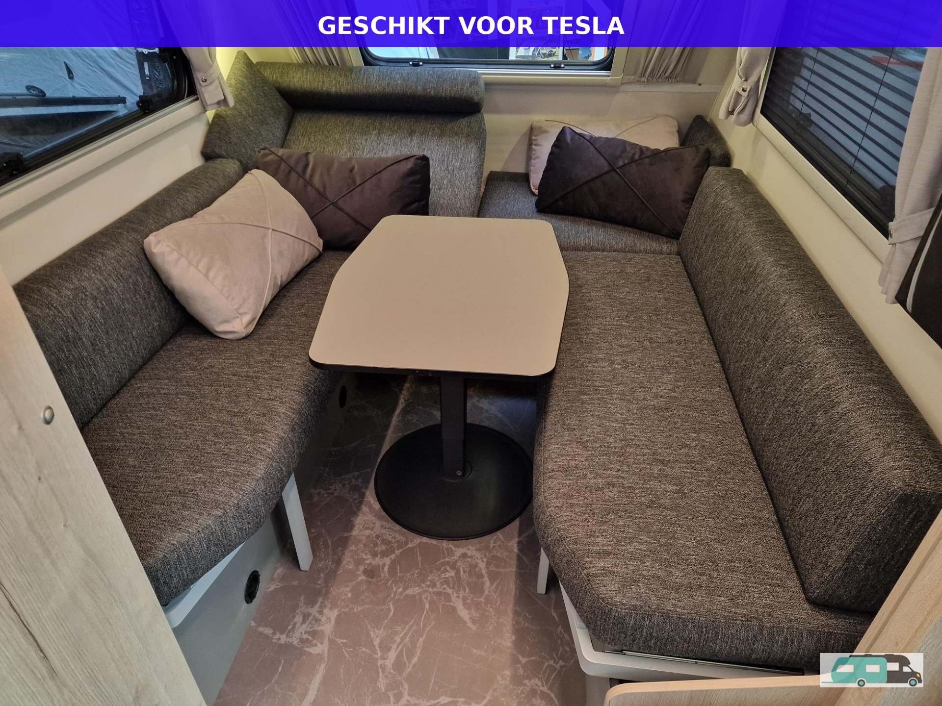 Foto 10 van 14